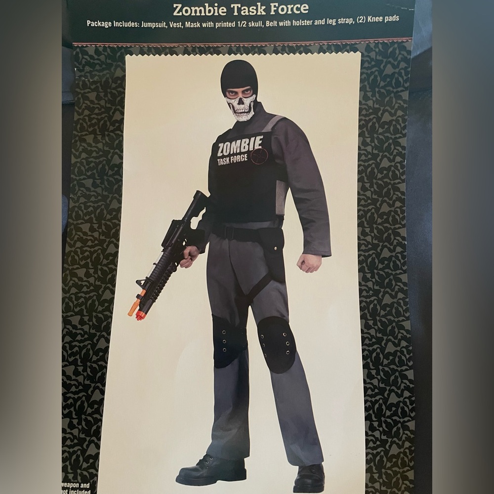 Men’s Halloween costume